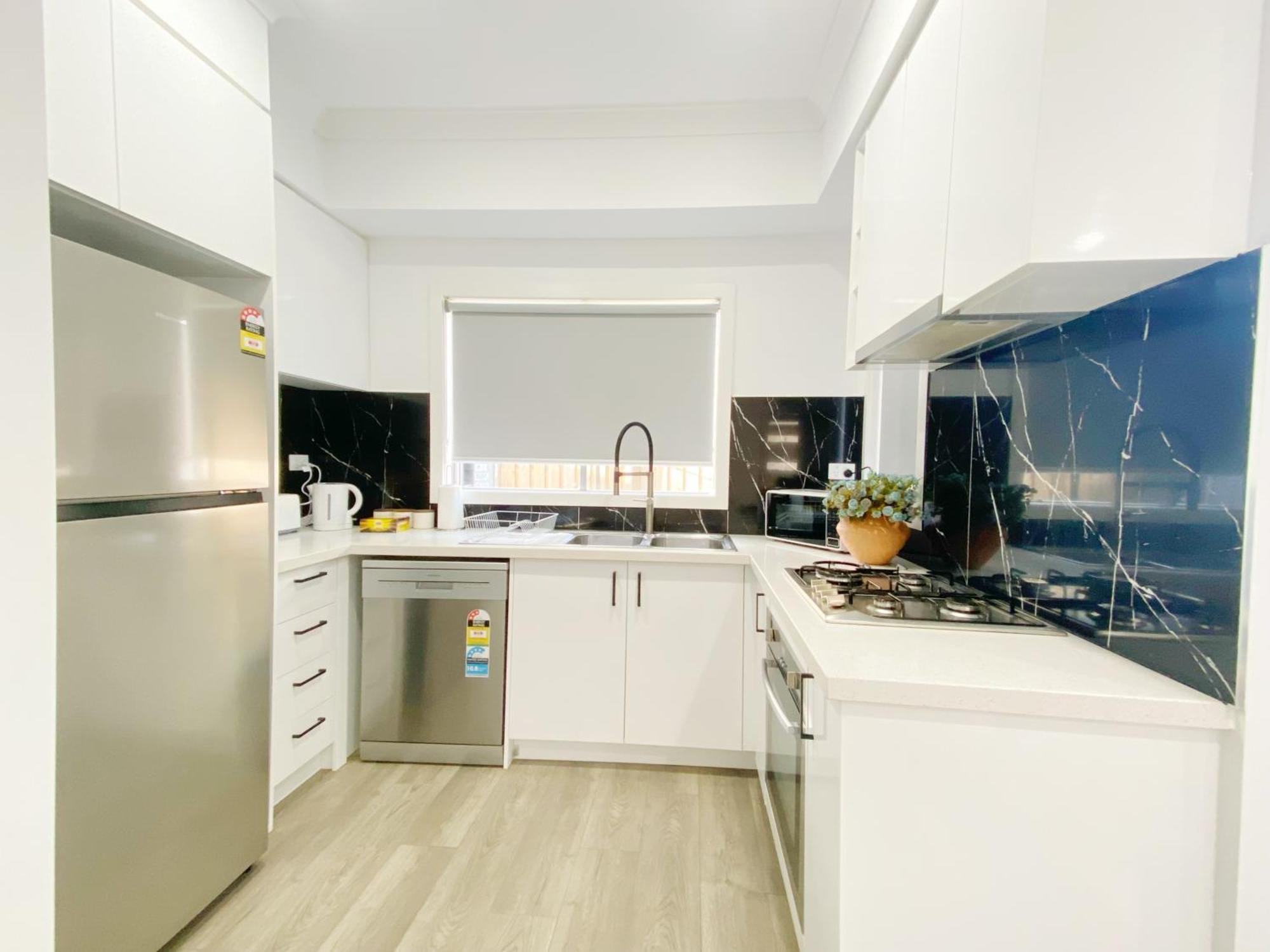 Quiet Cozy Townhouse 6 Mins To Airport And Shoping Mail Villa Melbourne Exterior photo